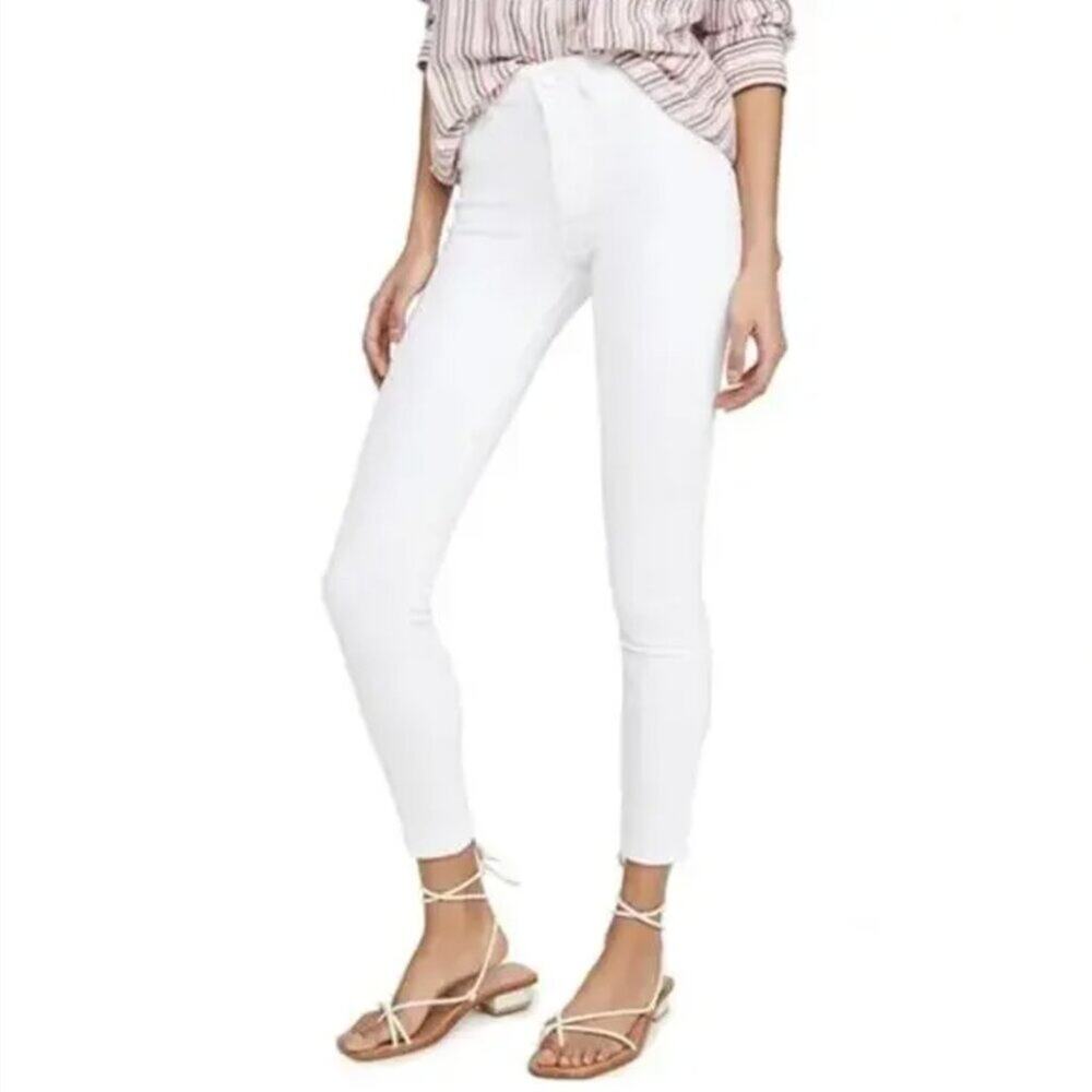 DL1961 Florence Instasculpt Cropped Skinny Jeans in Porcelain